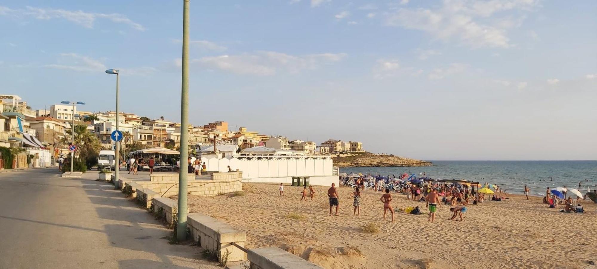 Casa Fronte Mare Puro Relax Vila Cava dʼAliga Exterior foto