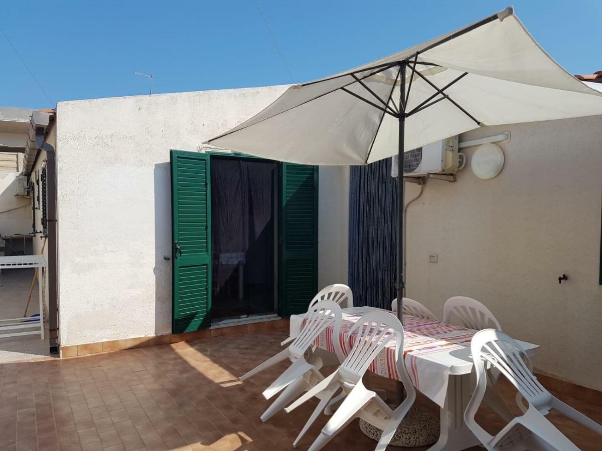 Casa Fronte Mare Puro Relax Vila Cava dʼAliga Exterior foto